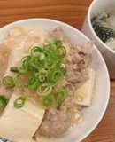 子供も大好き！豚細切れ肉で作る麻婆豆腐丼
