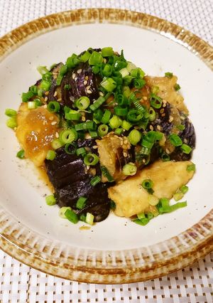 濃厚味！鶏もも肉となすのごま味噌炒め-レシピのメイン写真