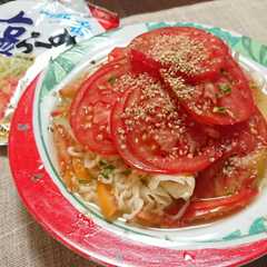 รูปของ トマトたっぷり冷やしサッポロ一番