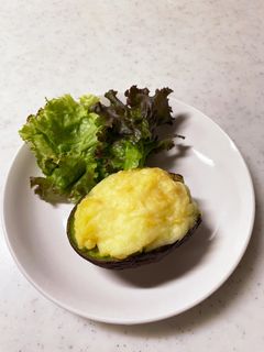 アボカドのチーズ焼き-レシピのメイン写真