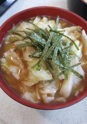 インスタントラーメンに乗せるキャベツ-レシピのメイン写真