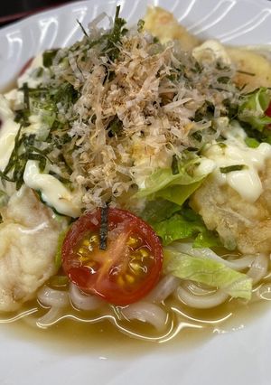 小海老の天ぷらサラダうどん-レシピのメイン写真