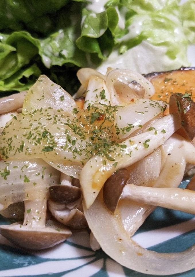 鮭のアヒージョ風蒸し焼き-レシピのメイン写真