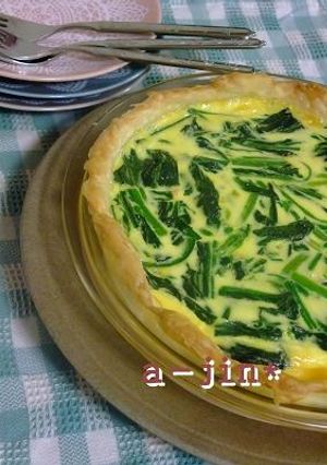 お手軽✿ほうれん草と鮭フレークのキッシュ-レシピのメイン写真