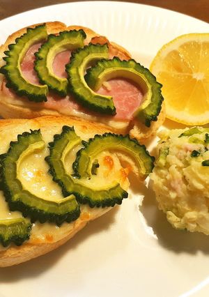 ゴーヤチーズトースト-レシピのメイン写真