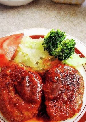ズッキーニ入り煮込みハンバーグ-レシピのメイン写真