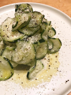 生のまま食べれちゃう!ズッキーニのマリネ-レシピのメイン写真