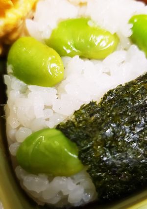 #追いだし香る鯛と枝豆のおにぎり-レシピのメイン写真