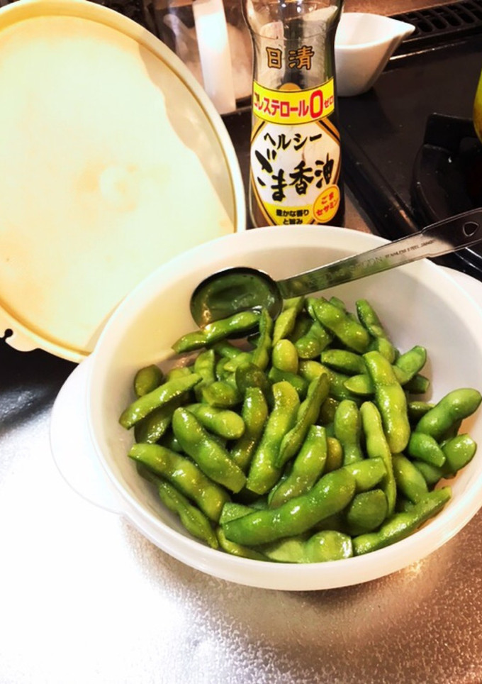 枝豆のごま油あえ（飛田和緒さんレシピ）-レシピのメイン写真
