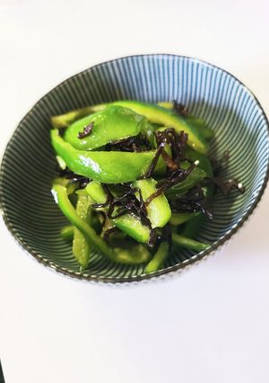 超簡単☆ピーマンと塩昆布の胡麻油和え-レシピのメイン写真