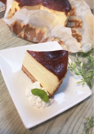 バスク風チーズケーキ-レシピのメイン写真