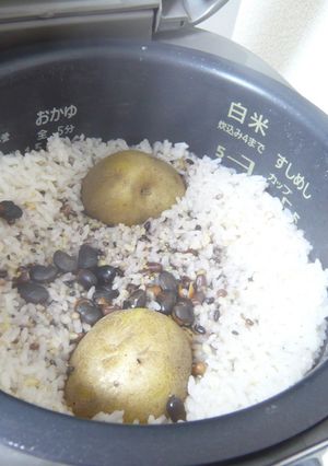 手抜き♪蒸かしジャガイモ-レシピのメイン写真