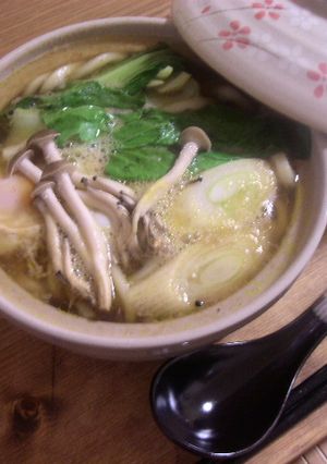 カレーの次の日は鍋焼きカレーうどん>ω<-レシピのメイン写真