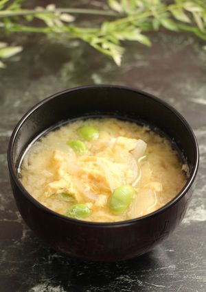 簡単！枝豆とふわふわたまごのお味噌汁-レシピのメイン写真