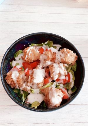 簡単ランチ　海老フライのサラダ丼-レシピのメイン写真