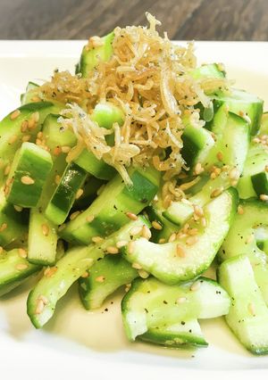 気が利いた居酒屋店主の☆やみつきキュウリ-レシピのメイン写真