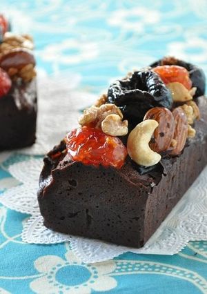 ビターでハニーなチョコレートケーキ☆-レシピのメイン写真