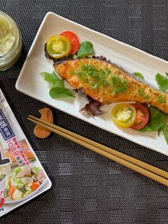 ふっくら鮭のにんにく塩麹漬け-レシピのメイン写真