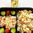 チャーハンと鶏肉ネギ塩タレ高校生男子弁当
