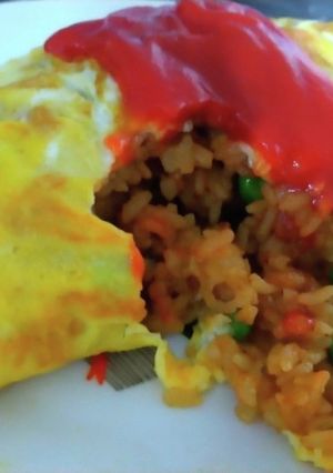 余ったドライカレーでオムドラ-レシピのメイン写真
