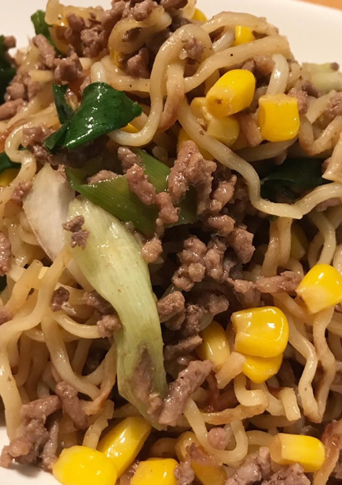 わけぎとコーンと挽肉の醤油焼きそば-レシピのメイン写真