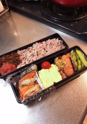 焼き鮭とウインナー弁当-レシピのメイン写真