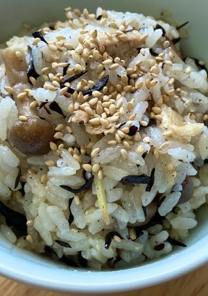 塩分控えめ！ひじきの炊き込みご飯-レシピのメイン写真