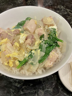 弱火でじっくり、いつもより白い親子丼-レシピのメイン写真