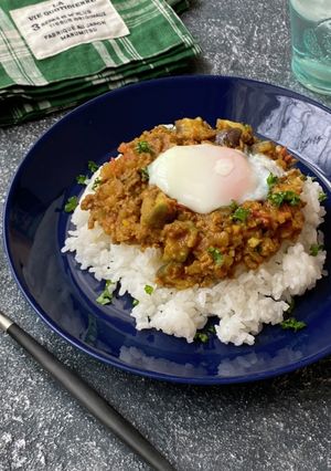 レンジで簡単！なすとトマトのキーマカレー-レシピのメイン写真