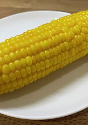 簡単5分！トウモロコシは皮ごとレンチン！-レシピのメイン写真