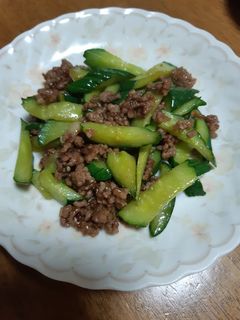 きゅうりと合挽き肉の和風炒め-レシピのメイン写真