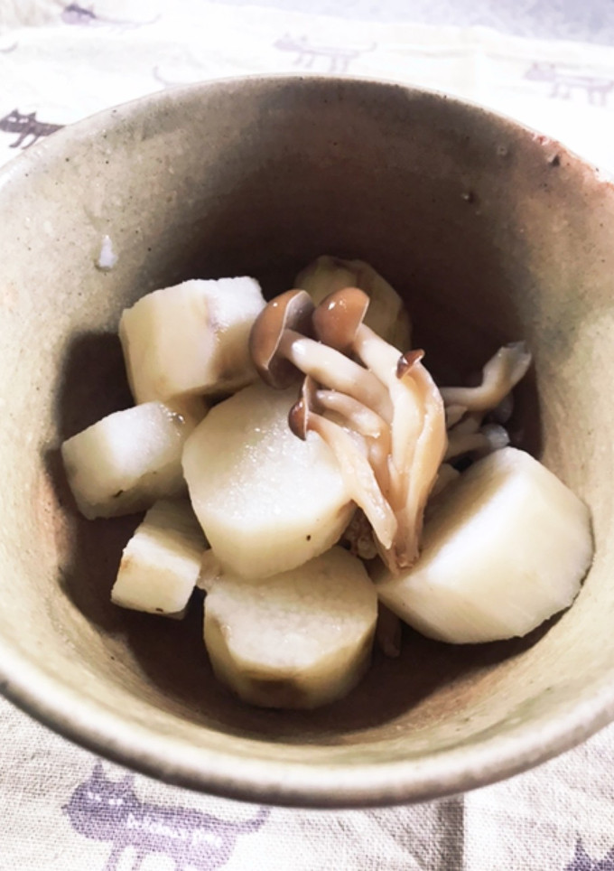 長芋とシメジの煮物-レシピのメイン写真