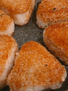 焼肉のタレ!間違いない焼きおにぎり-レシピのメイン写真