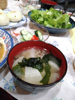 大根としめじの味噌汁-レシピのメイン写真