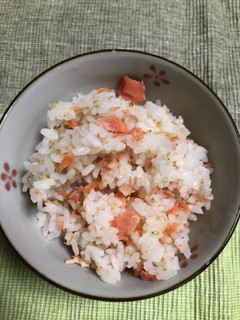 鮭と胡麻の酢飯-レシピのメイン写真