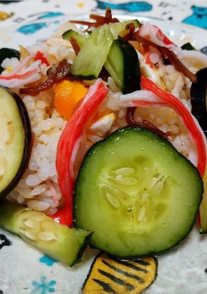 夏野菜プラス　ひと味違う　ちらし寿司-レシピのメイン写真