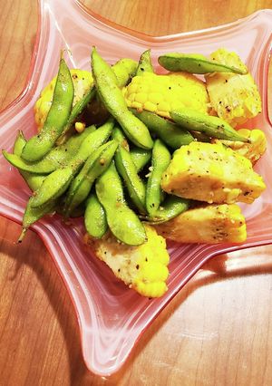 とうもろこしと枝豆の黒胡椒炒め-レシピのメイン写真