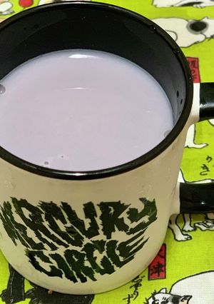 カクテル・赤ワインミルク-レシピのメイン写真
