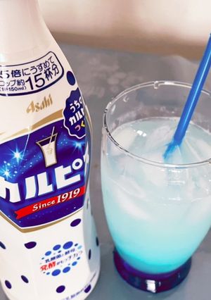 色も綺麗★カルピスソーダ-レシピのメイン写真