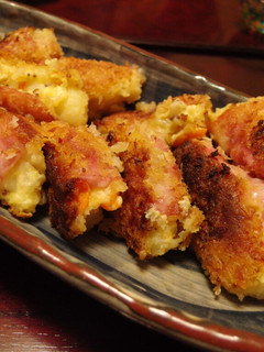 ポテサラリメイク!ビアソー巻焼きコロッケ-レシピのメイン写真