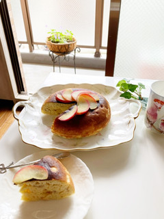 バナナとりんごのHM炊飯器ケーキ-レシピのメイン写真
