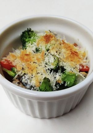【離乳食完了期〜】鯵と彩り野菜のパン粉焼-レシピのメイン写真