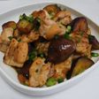 簡単!美味!鶏もも肉となすのバタポン炒め