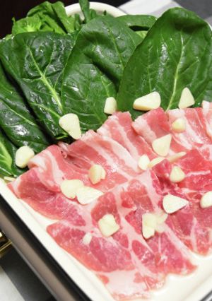小松菜と豚肉の蒸し常夜鍋-レシピのメイン写真