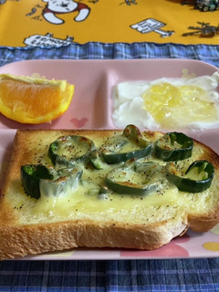 簡単朝食ピザパントースト^_^-レシピのメイン写真