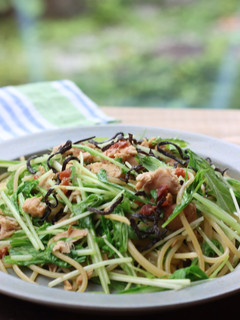 水菜、ツナ、梅肉の和風パスタ-レシピのメイン写真