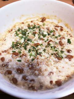 梅肉納豆の温豆腐あえ-レシピのメイン写真