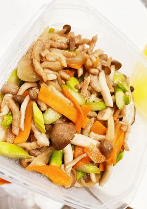 野菜たっぷり豚肉の細炒め-レシピのメイン写真