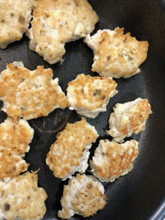 鶏ミンチで落とし焼き-レシピのメイン写真