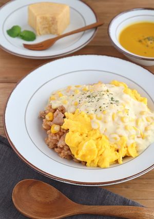 炊き込みライスのコーンクリームオムライス-レシピのメイン写真